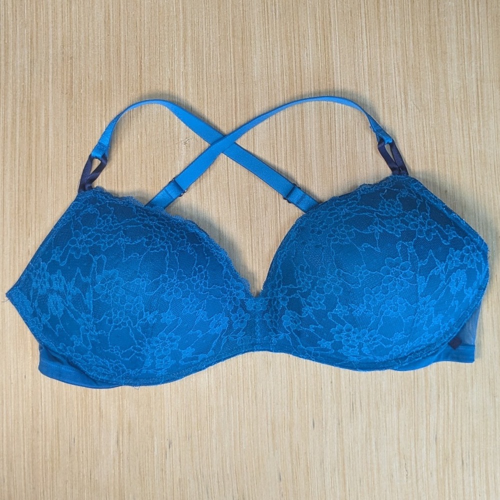 Lace Molded T-Shirt Bra with Cross-Back Straps - Teal
